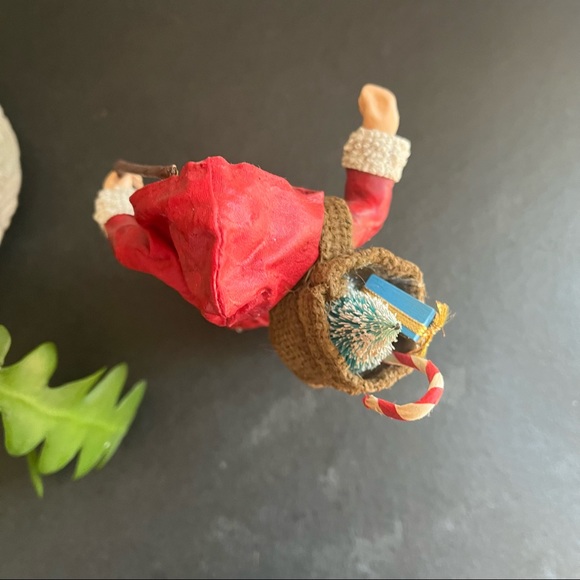 Vintage Santa Figurine Paper Mache Taiwan R.O.C - Picture 6 of 8